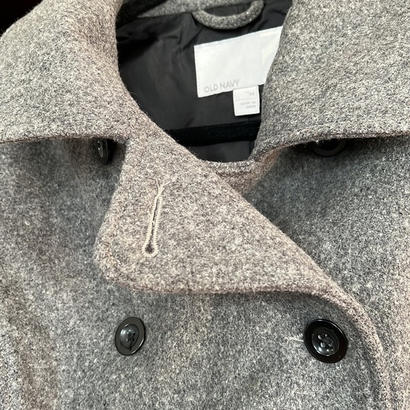 OLD NAVY Charcoal Gray Double-Breasted Cropped Blazer, Size Medium, GUC. - Picture 4 of 8